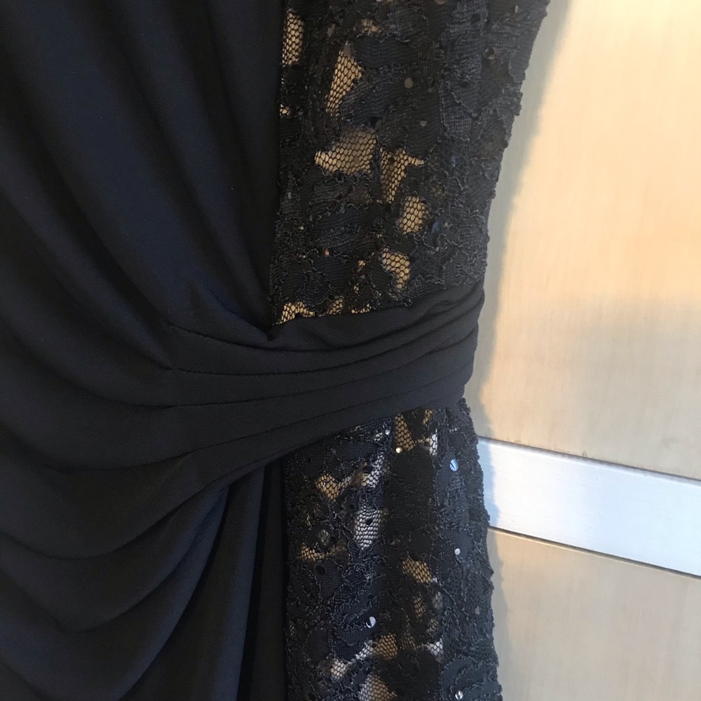 Black Dress - Picture 3 of 8